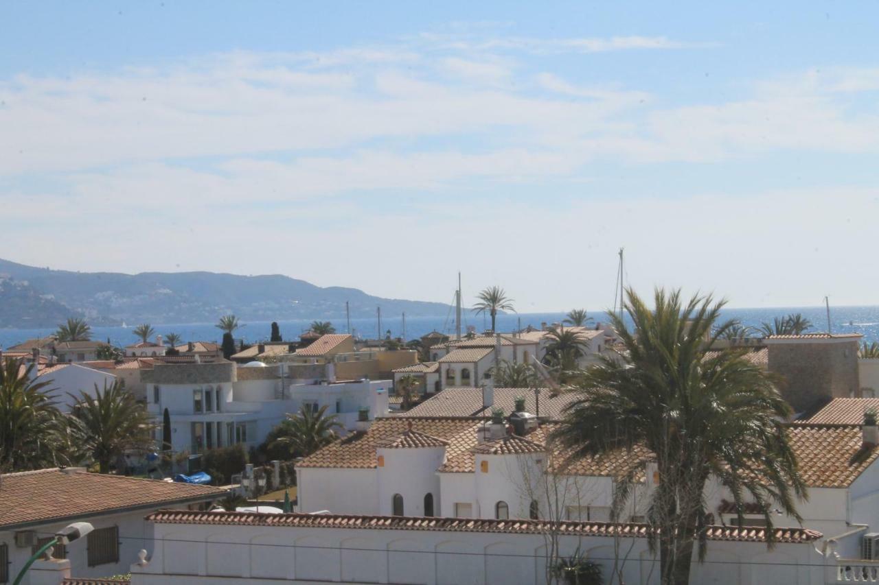 Absolute Apartment Empuriabrava Exterior photo